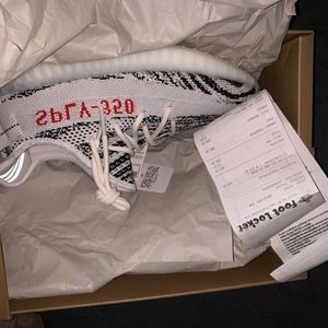 yeezy V2 Zebra